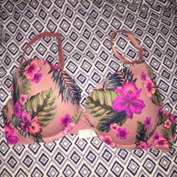 PINK Bra - Picture 1 of 1